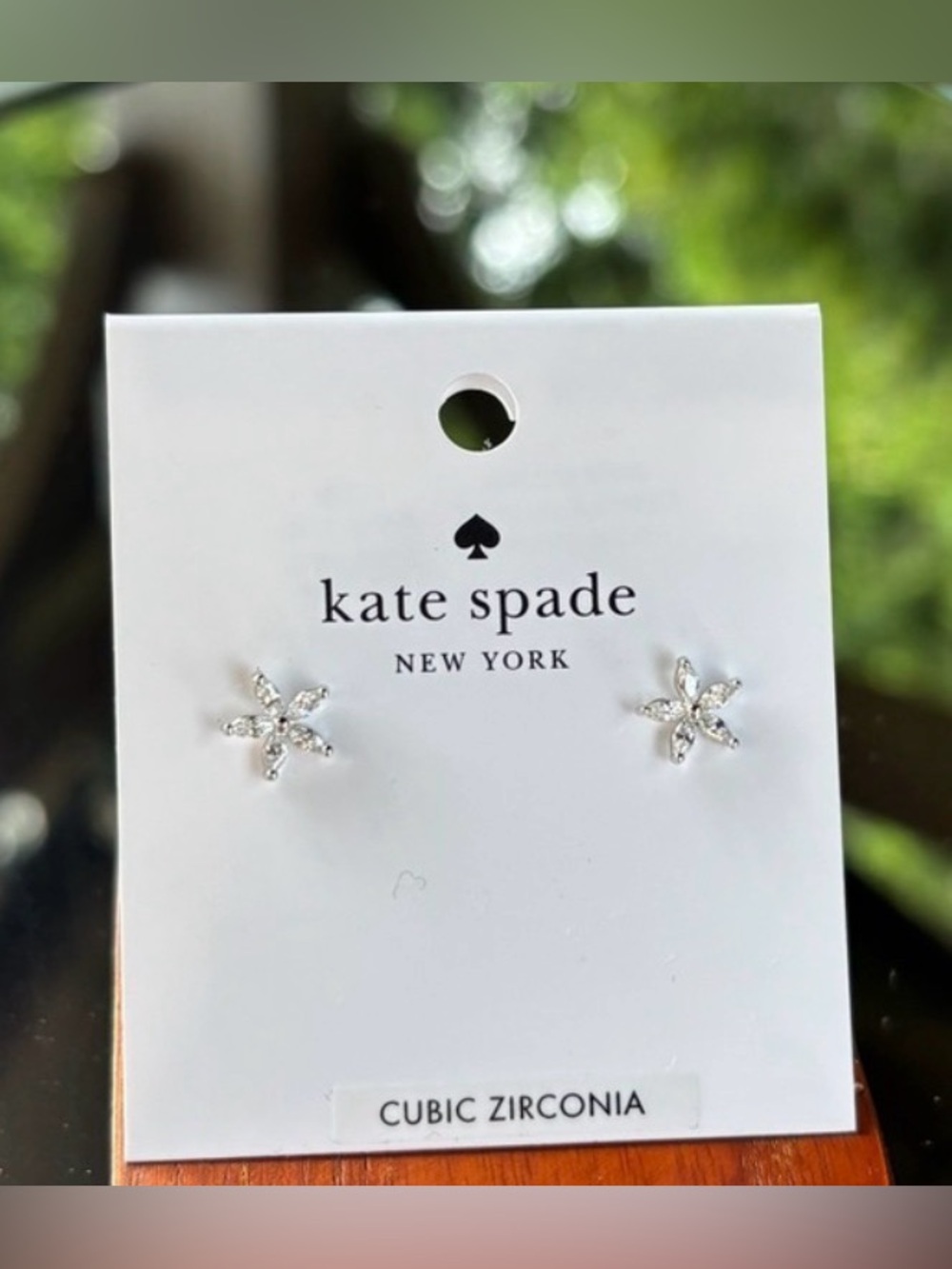 Kate Spade Silver Cubic Zirconia Flower Stud Earrings NWT - Picture 8 of 8